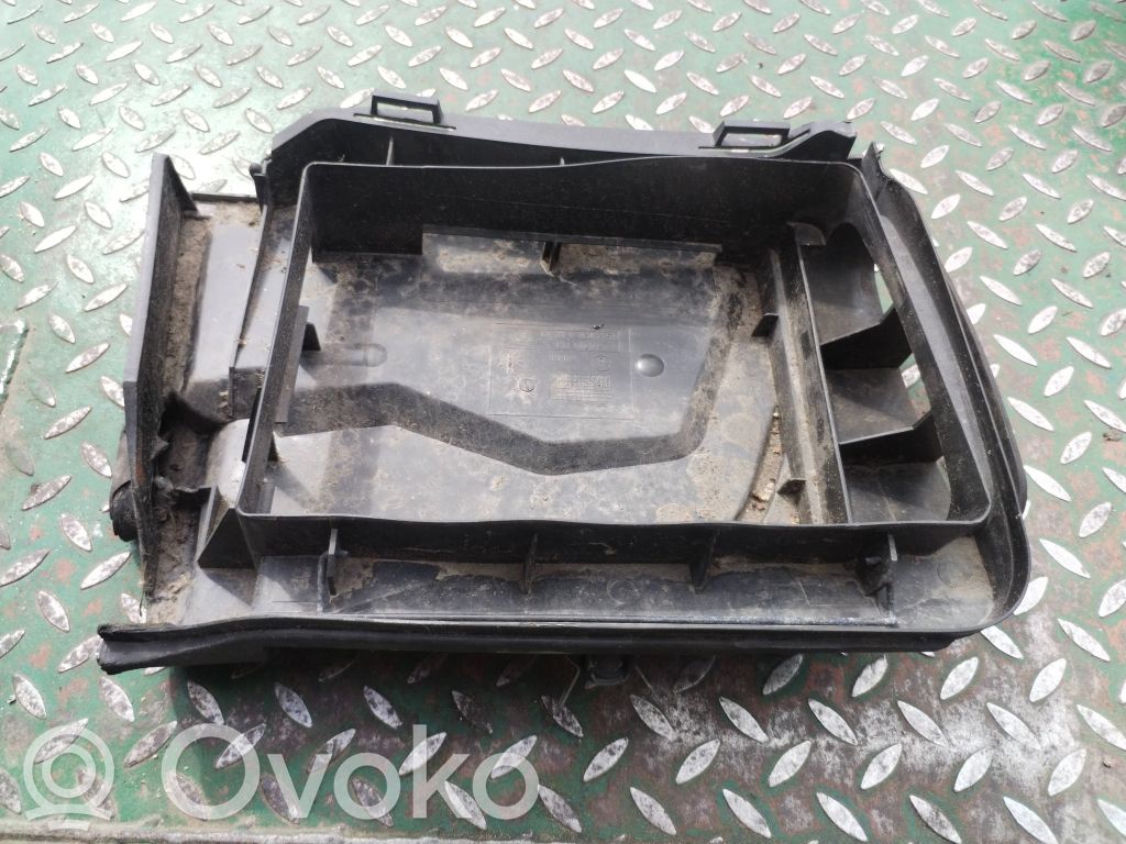 BMW 5 E39 Air filter box 