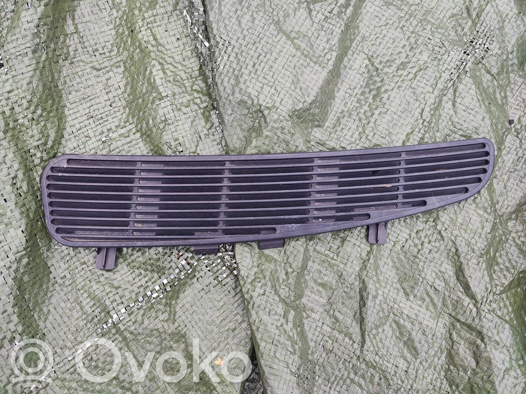 BMW 5 E39 Rear air vent grill 