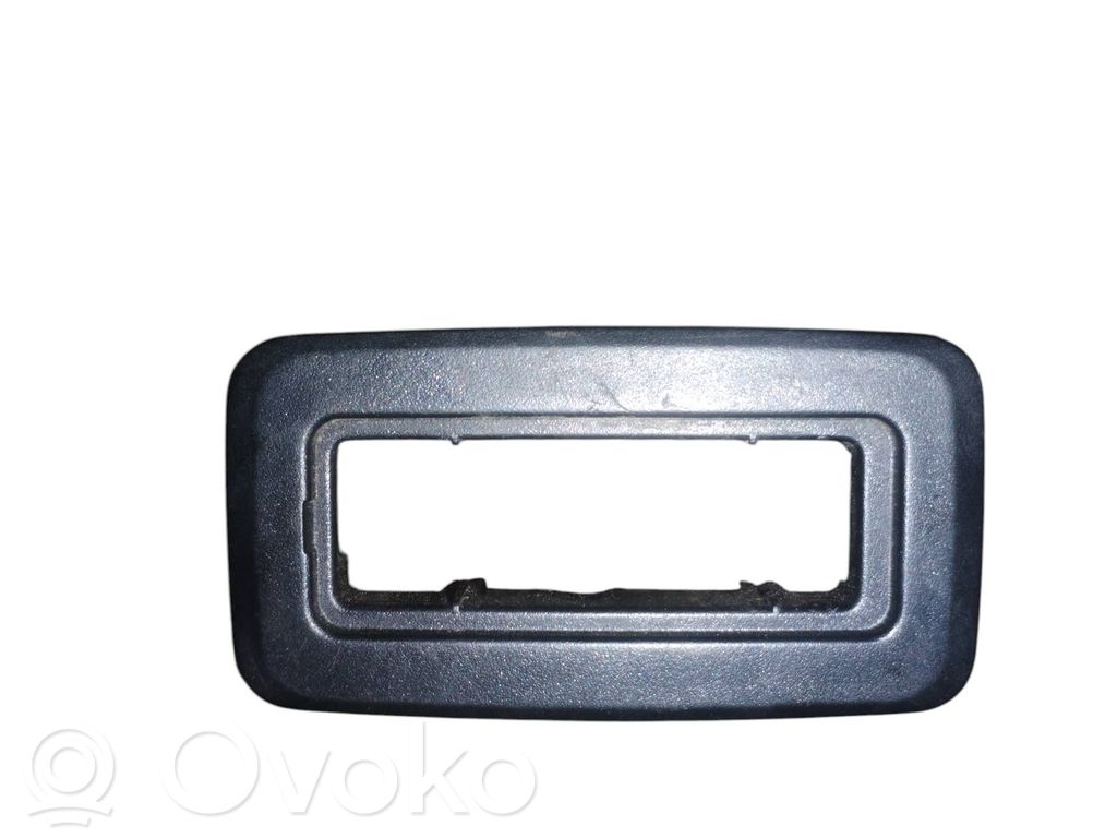 Takaistuimen valo   9130836