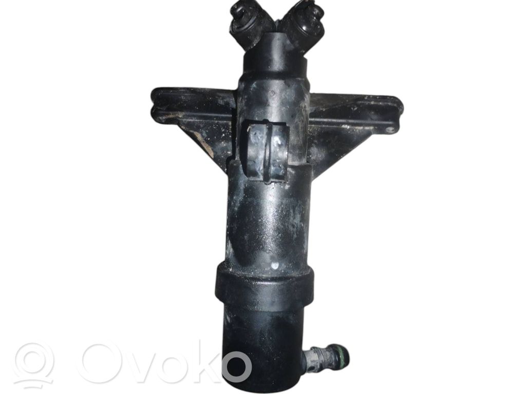 BMW 5 E60 E61 Ugello a spruzzo lavavetri per parabrezza 