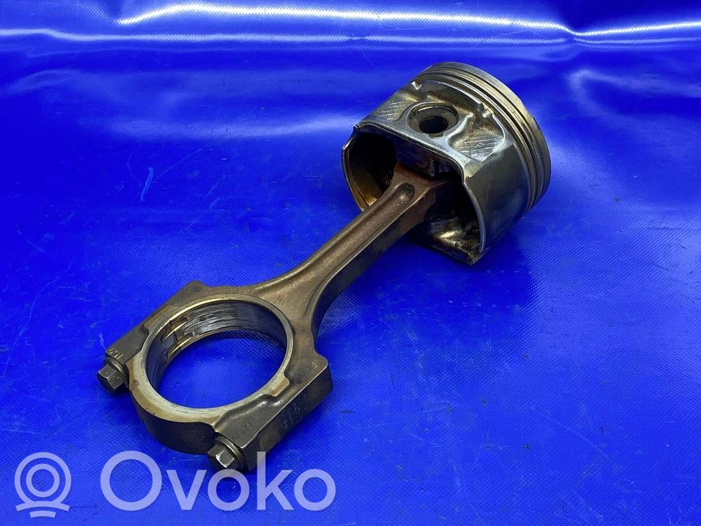 Opel Antara Kolben mit Pleuel 
