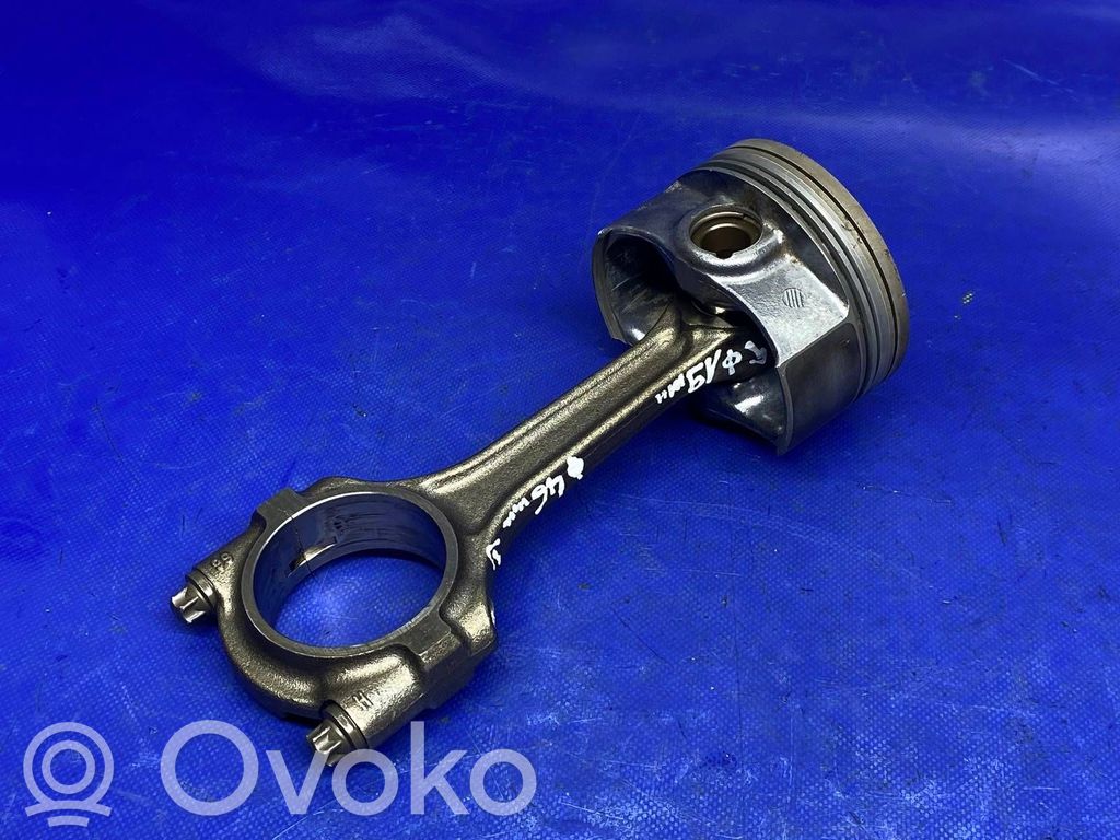 Opel Astra J Pistón con biela 