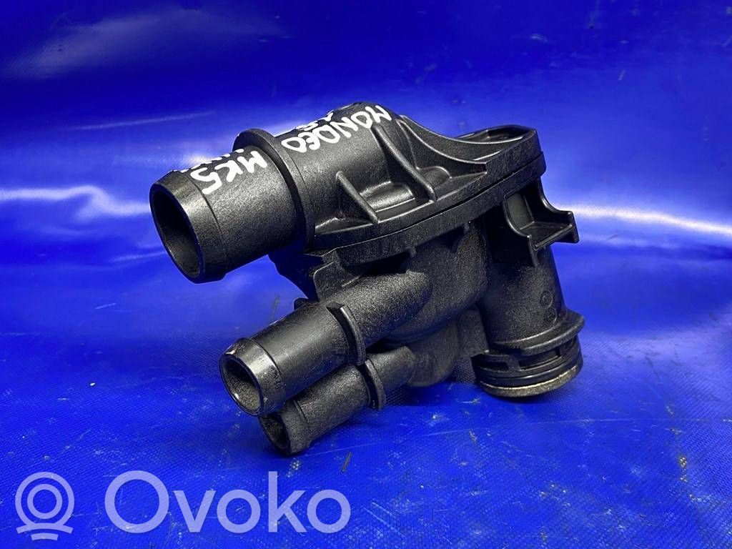 Ford Mondeo MK V Termostaatin kotelo 