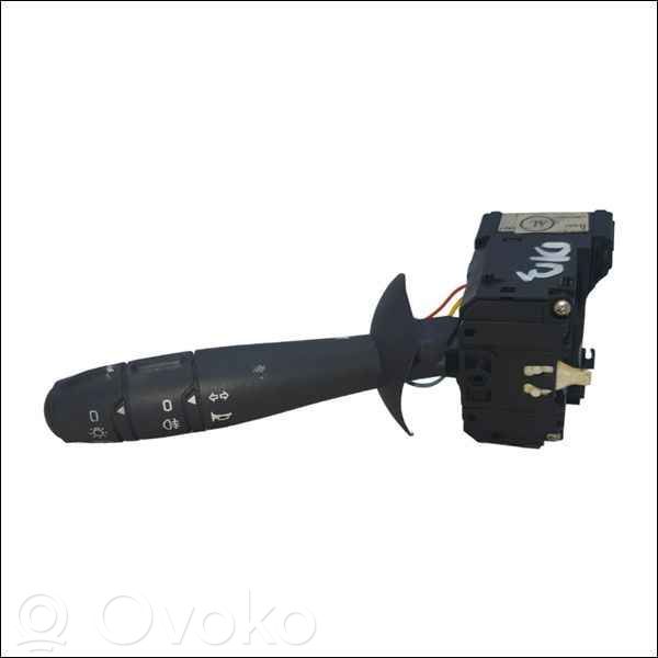Renault Twingo II Light switch 