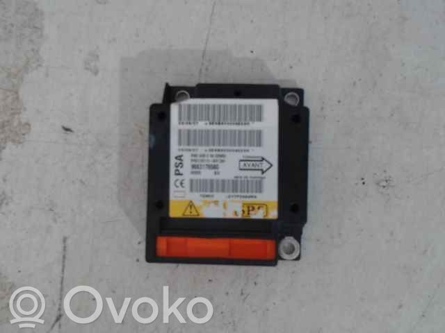 Airbag control unit/module   654673,20202944,6942703,VDMS10