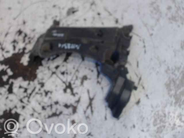 Uchwyt / Mocowanie zderzaka tylnego   7701478200,7701478200,20222314,6945465,VDMS10