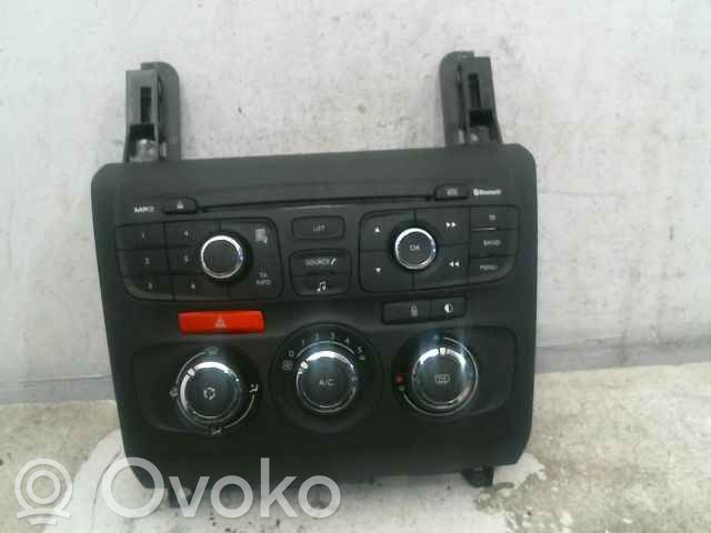 Citroen C4 Aircross Head unit multimedia control 