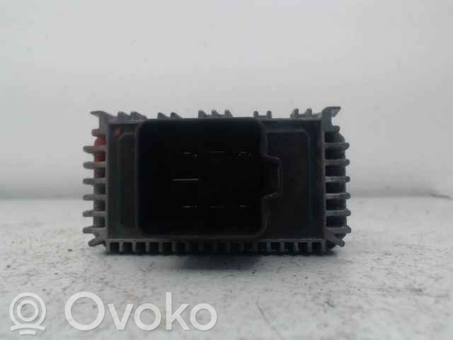 Opel Zafira B Glow plug pre-heat relay 