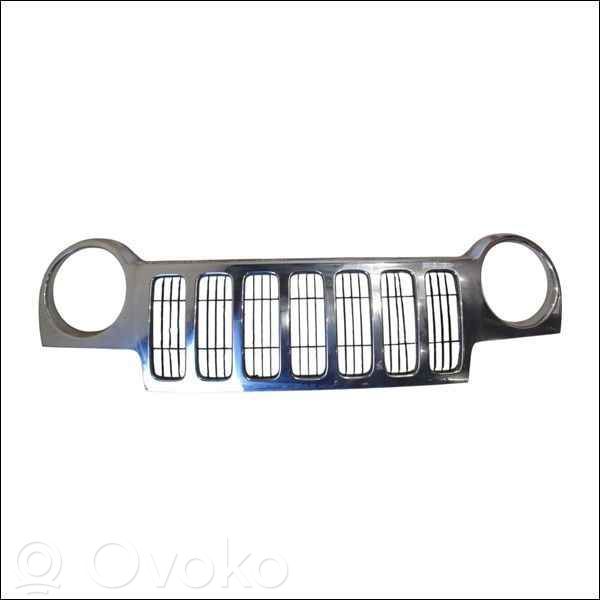 Jeep Cherokee Front bumper upper radiator grill 