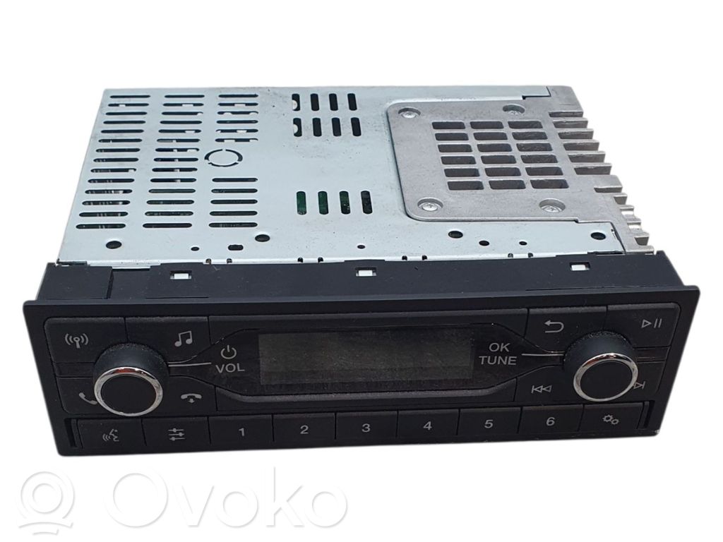 Ford Transit VII Panel / Radioodtwarzacz CD/DVD/GPS 