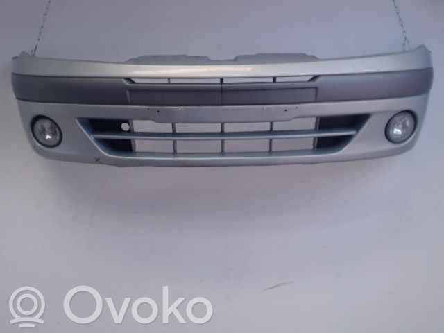Renault Megane II Parachoques delantero 