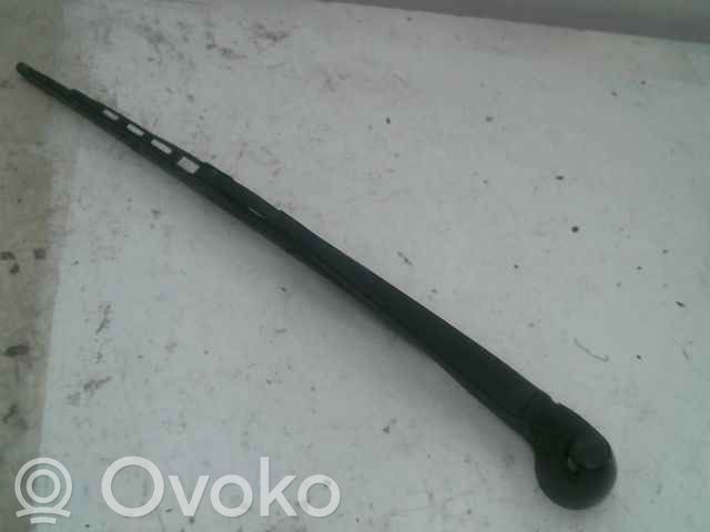 Volkswagen Golf IV Rear wiper blade arm 