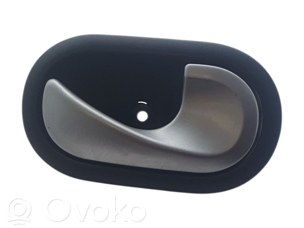 Renault Clio III Manecilla interna puerta delantera 