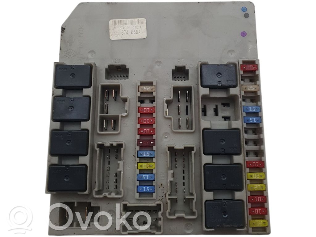 Renault Clio III BSM Valdymo blokas 