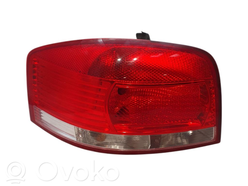 Takavalot   8P0945095A,8P0945095A,20260530,36529979,VDMS10