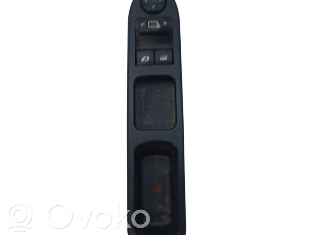 Citroen C3 Electric window control switch 