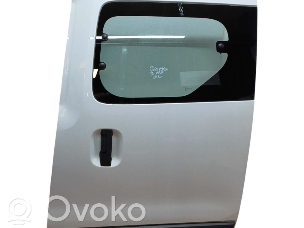 Dacia Dokker Sivuliukuovi 