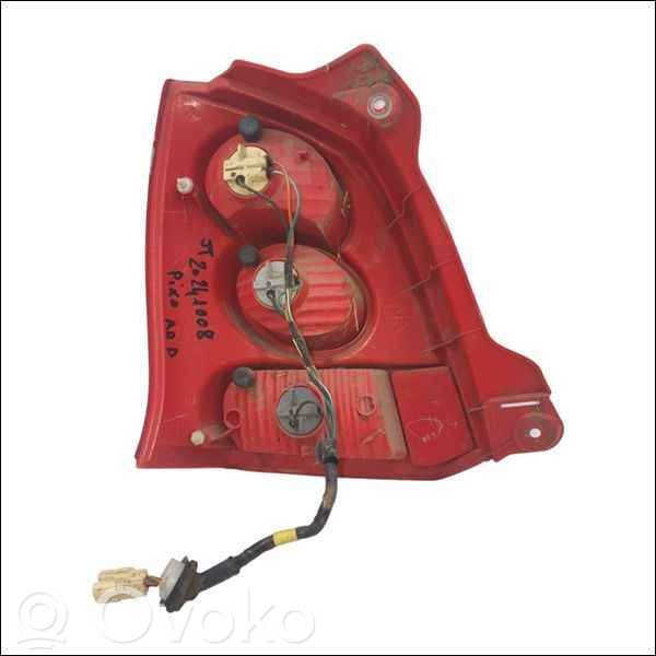 Nissan Pixo Lampa tylna 