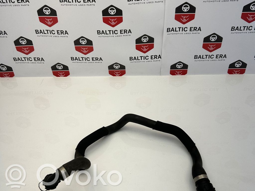 BMW 5 GT F07 Engine coolant pipe/hose 