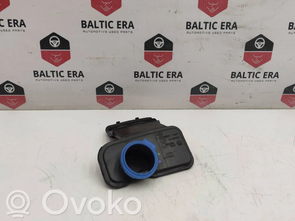 BMW M5 F90 Langų skysčio bakelis 