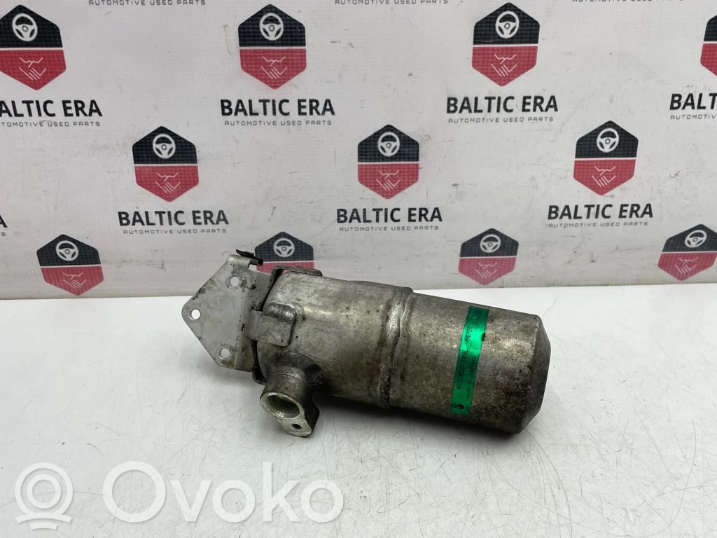 Audi A8 S8 D3 4E Ilmastointilaitteen ilmankuivain (A/C) 