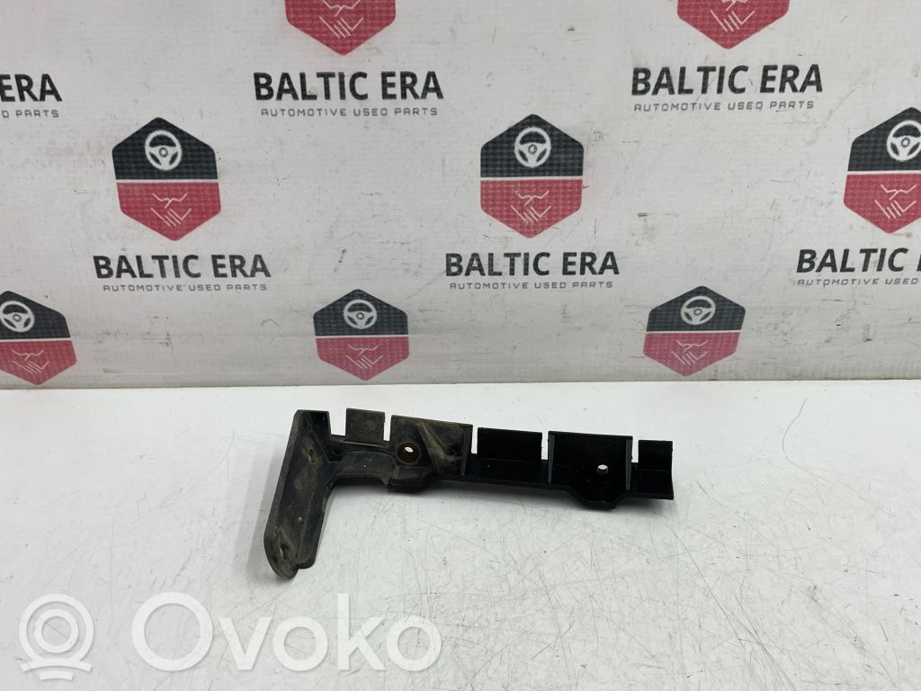Audi A8 S8 D3 4E Rear bumper mounting bracket 