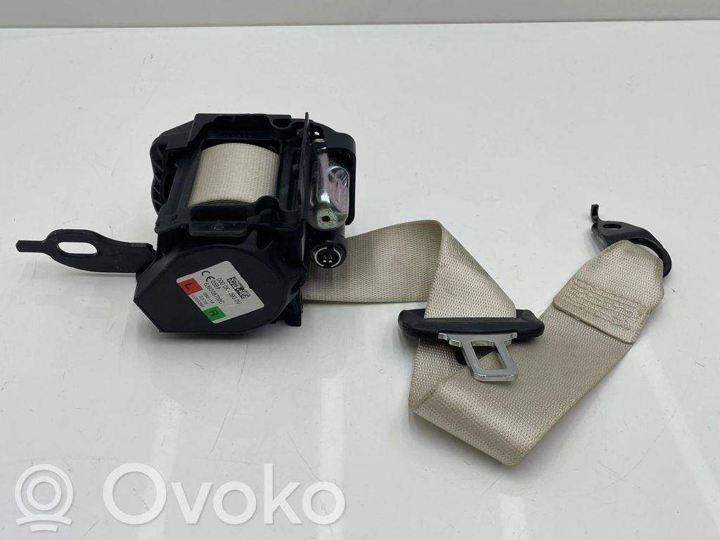 BMW 5 G30 G31 G38 Pas bezpieczeństwa fotela tylnego 