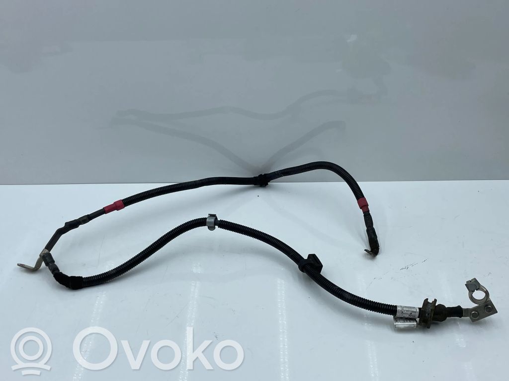 Pluskaapeli (akku)   8594489,E2A206