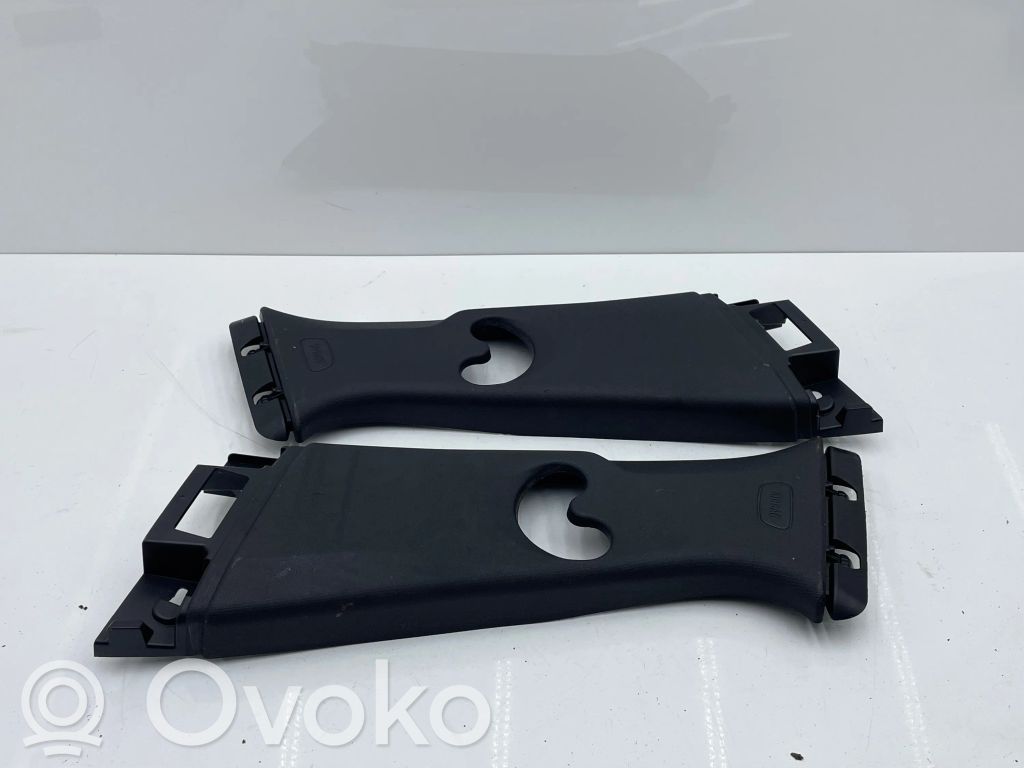 BMW 2 F46 Osłona górna słupka / B 