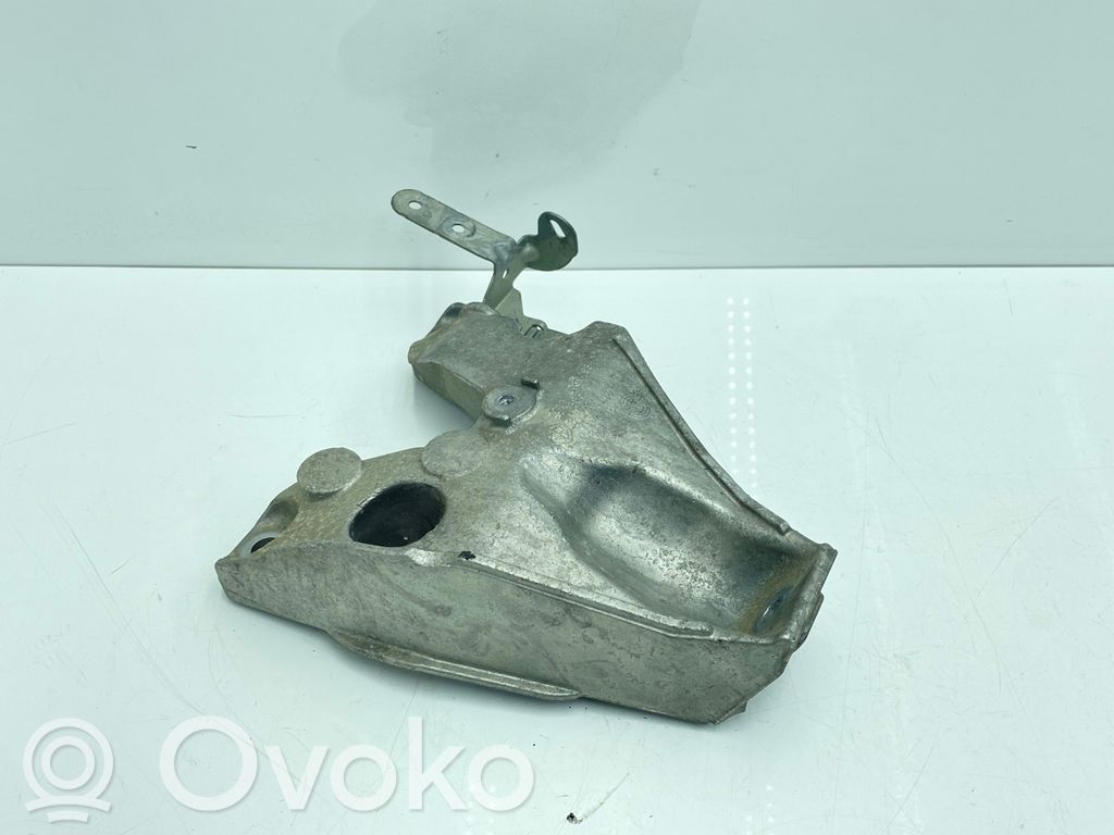 BMW M4 F82 F83 Engine mounting bracket 