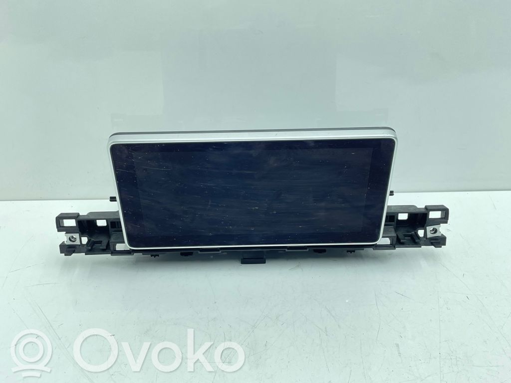 Audi A4 Allroad B9 Screen/display/small screen 