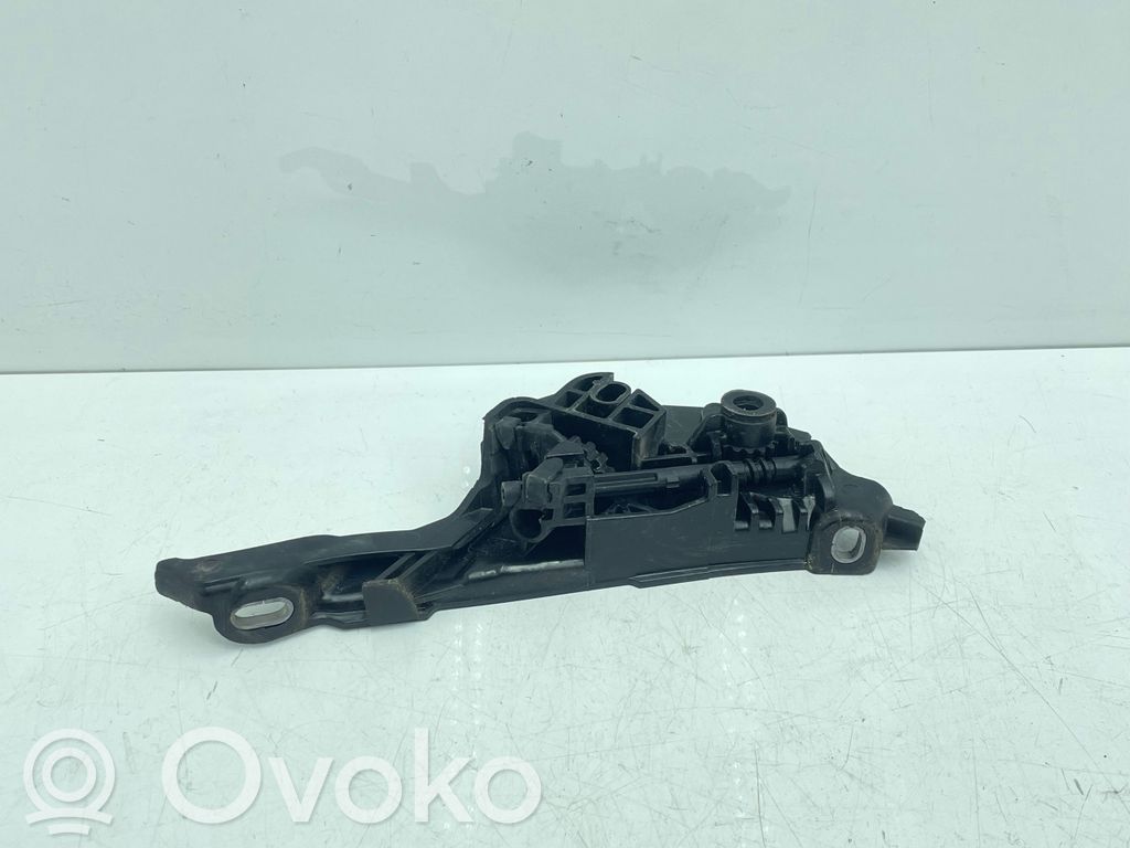 BMW 5 G30 G31 G38 Siłownik elektryczny podnoszenia klapy tylnej / bagażnika 