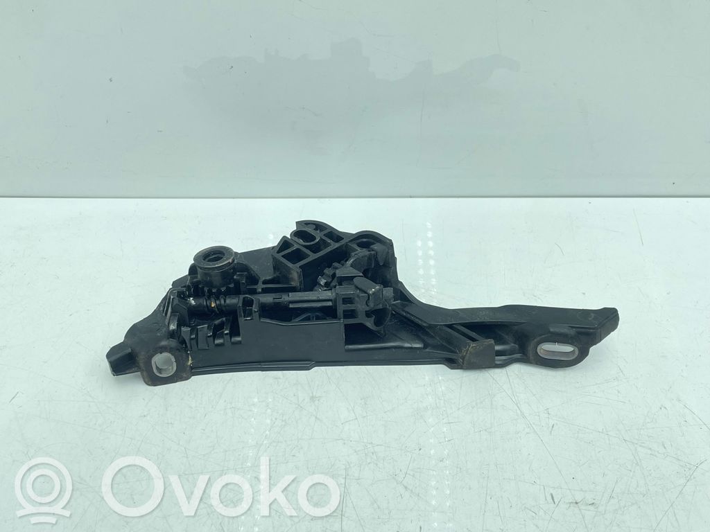BMW 5 G30 G31 G38 Siłownik elektryczny podnoszenia klapy tylnej / bagażnika 