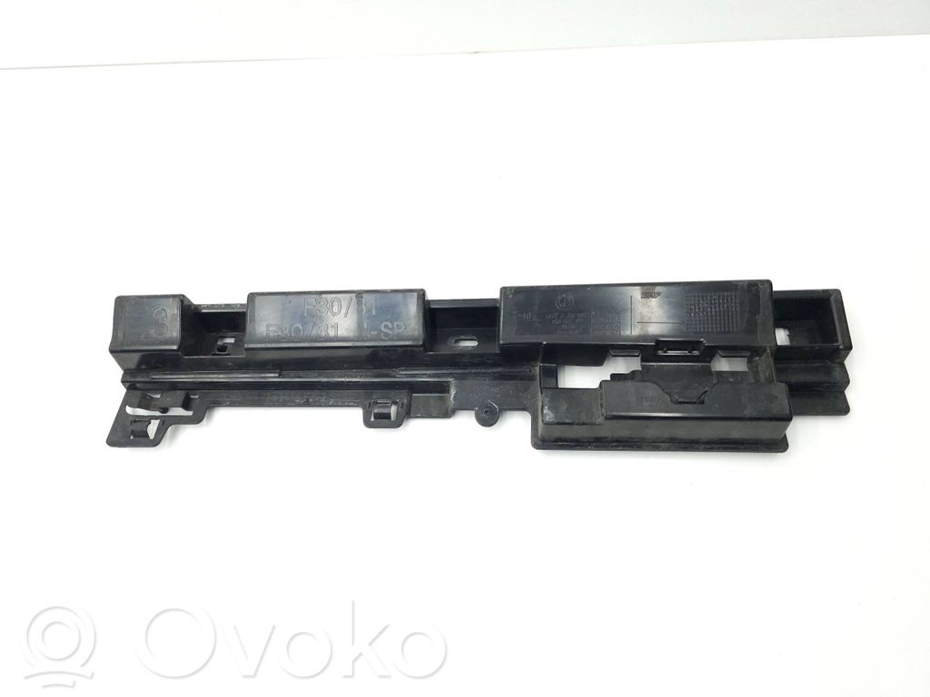 BMW 3 F30 F35 F31 Ślizg listwy progowej 