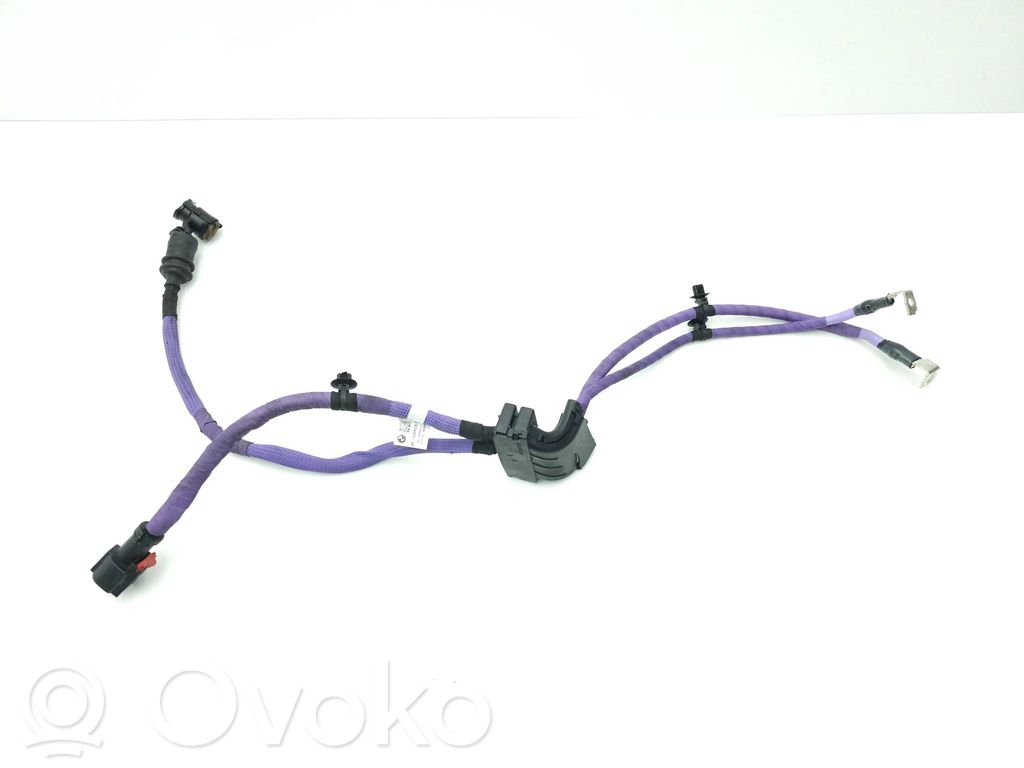 Pluskaapeli (akku)   5A32FC9,000762,5A28471