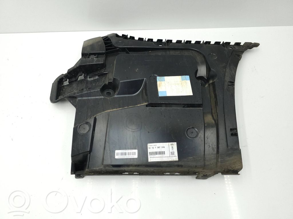 BMW 5 G30 G31 G38 Staffa di rinforzo montaggio del paraurti posteriore 