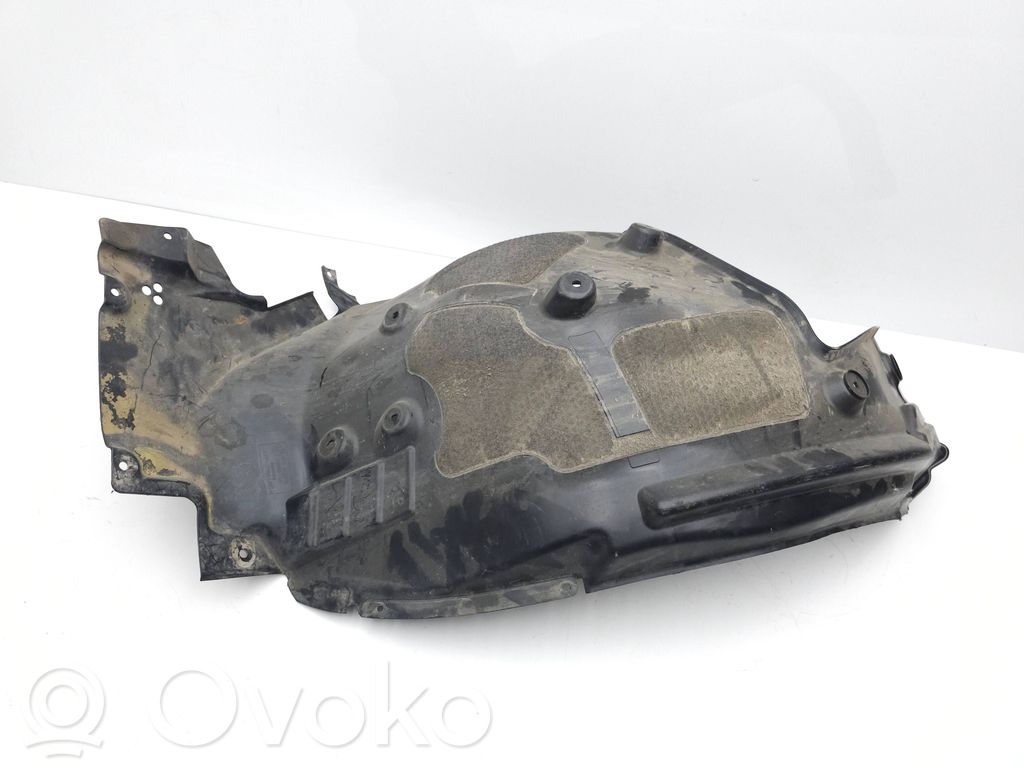 BMW 8 G14 Nadkole przednie 