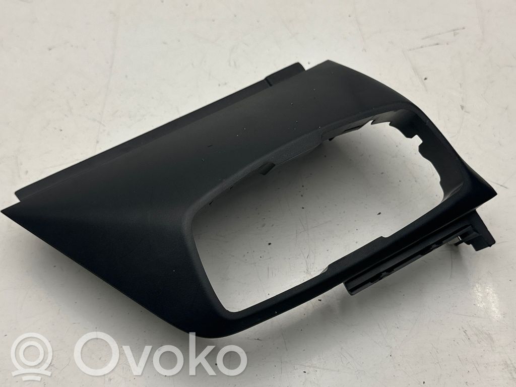 BMW i3 Panel trim 