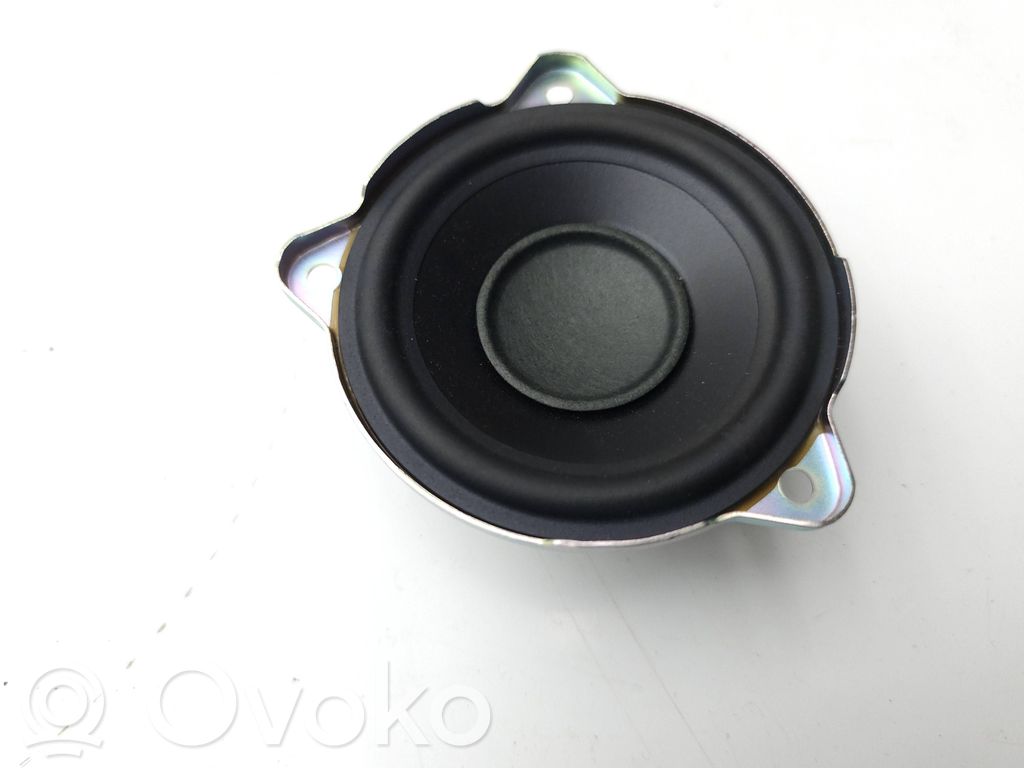 Jaguar XF X260 Front door speaker 