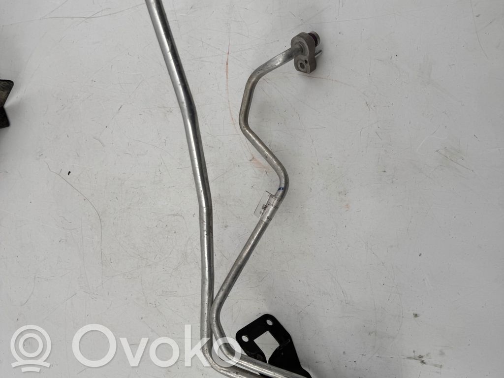 Porsche Macan (95B) Air conditioning (A/C) pipe/hose 