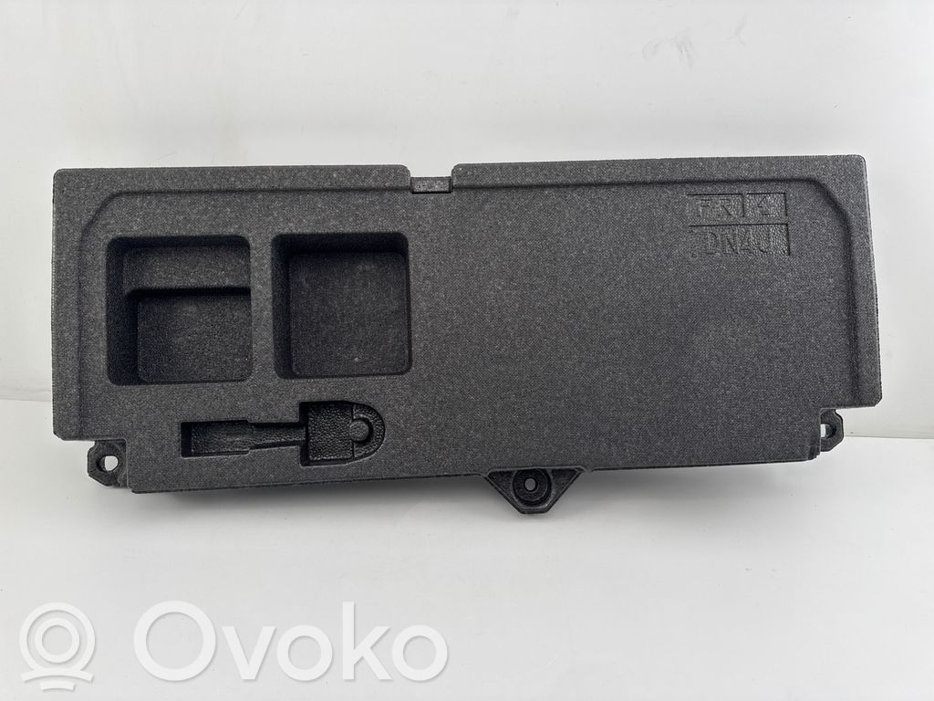 Mazda MX-30 Glove box in trunk 