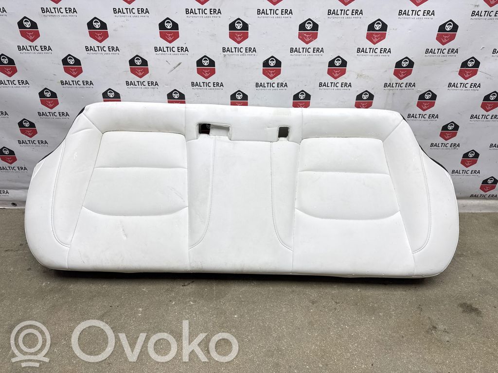 Tesla Model 3 Asiento trasero 