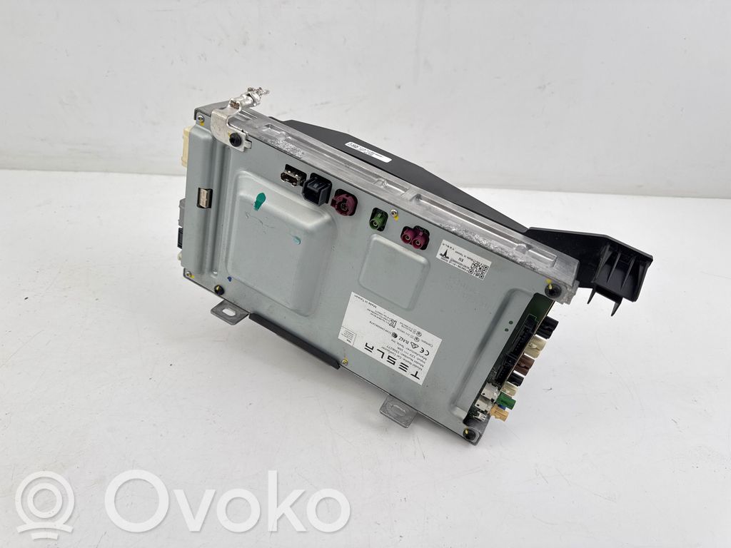 Tesla Model 3 Engine control unit/module 