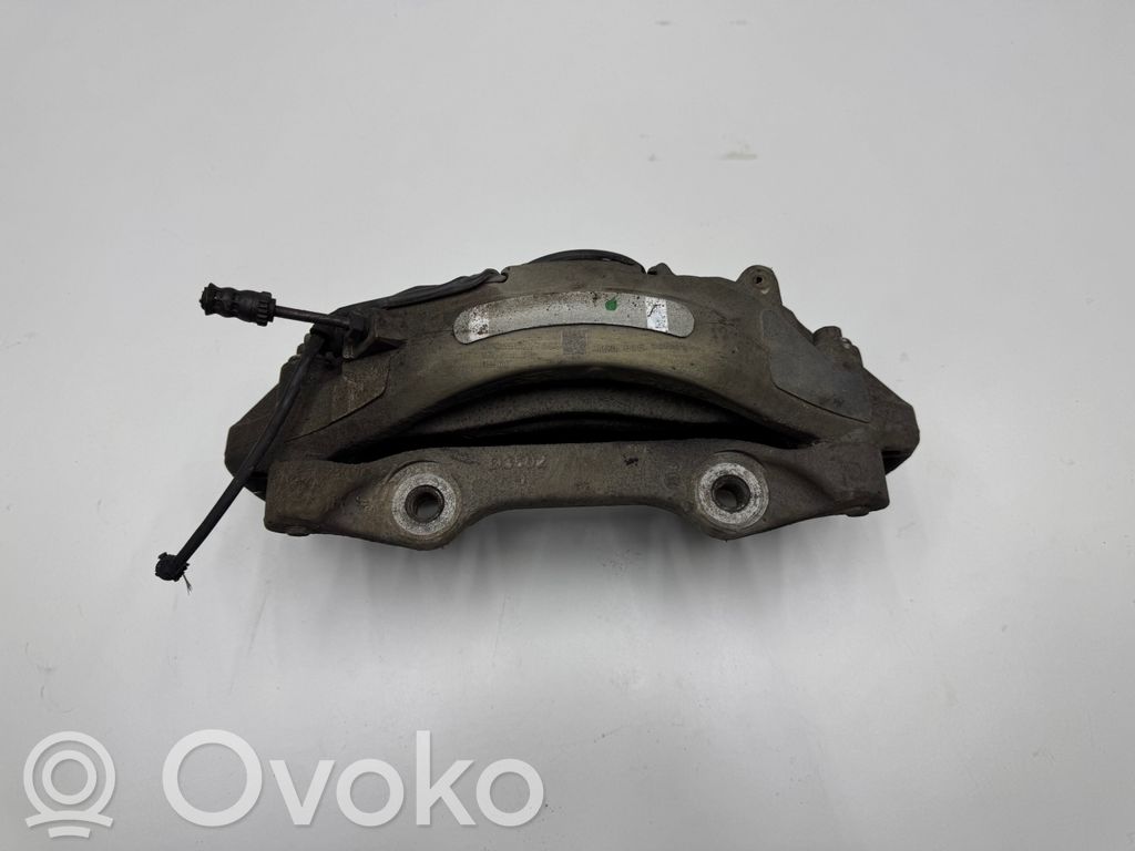 Zacisk hamulcowy przedni   4M0615106BA,502270