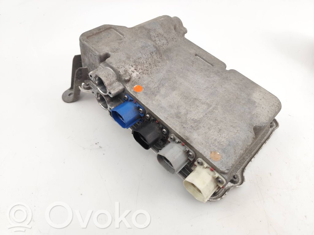 Tesla Model S Virranohjauksen rele 