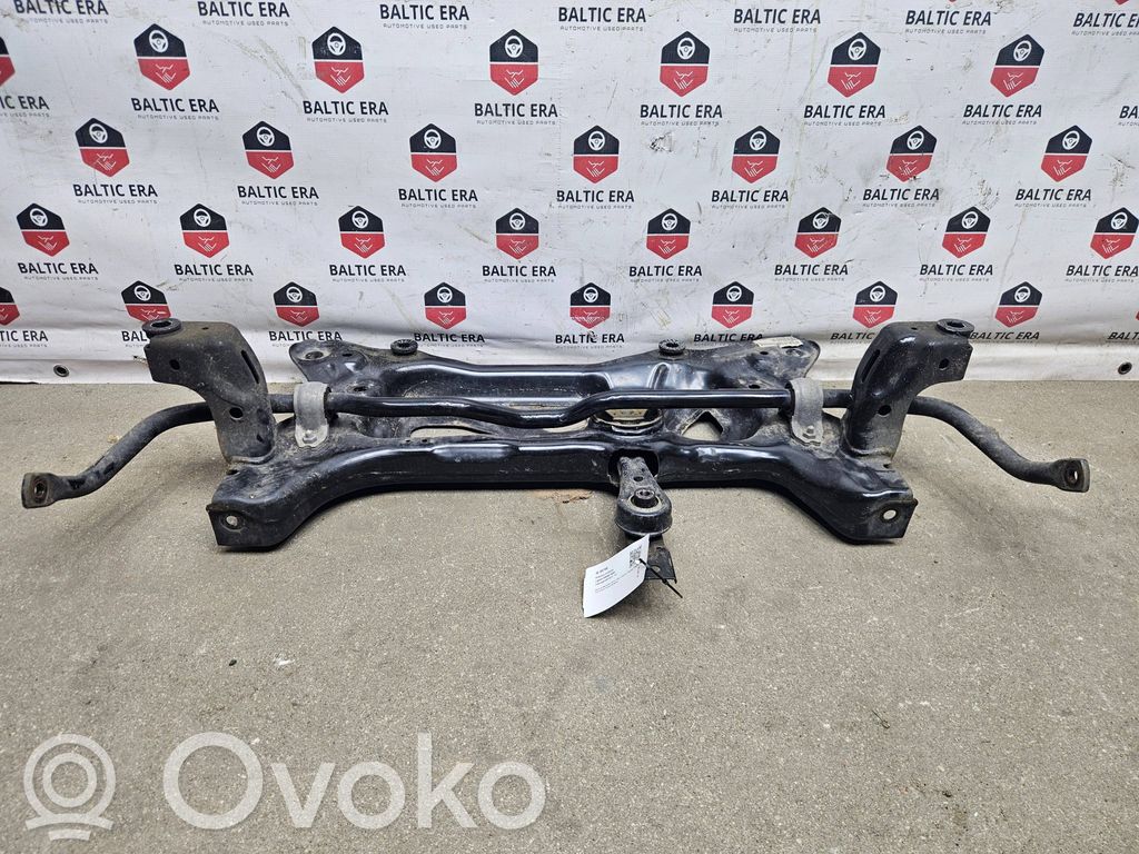 Volkswagen Golf VII Rama pomocnicza przednia 