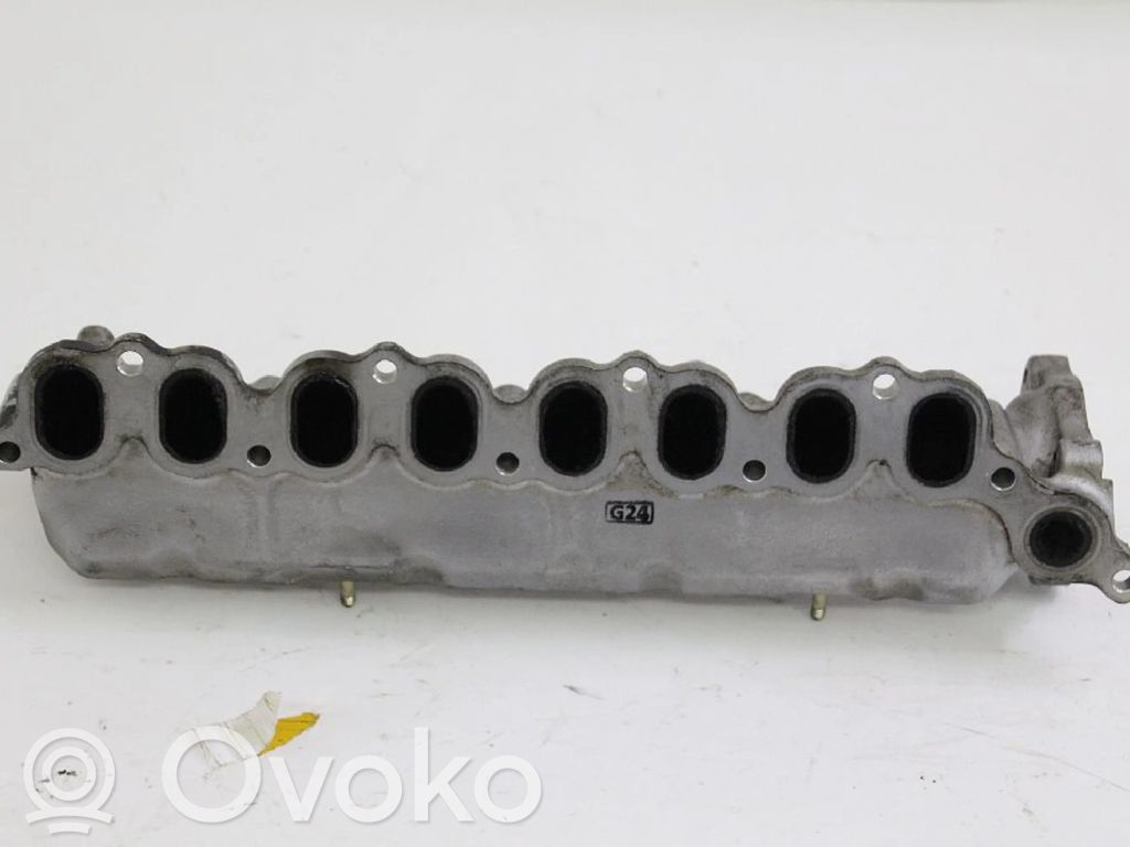 Toyota Corolla E120 E130 Colector de admisión 