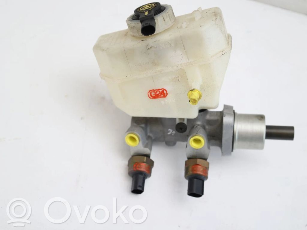 BMW 3 E46 Master brake cylinder 