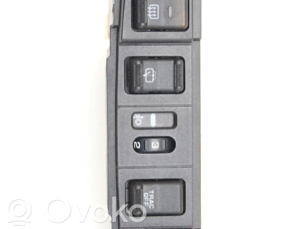 Windscreen/window heater switch   4671671AC,4671671AC,4671670AB,4671670AB,4671671AC