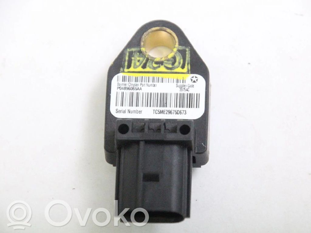 Sensor impacto/accidente para activar Airbag   04896055AA,04896055AA,04896055AA